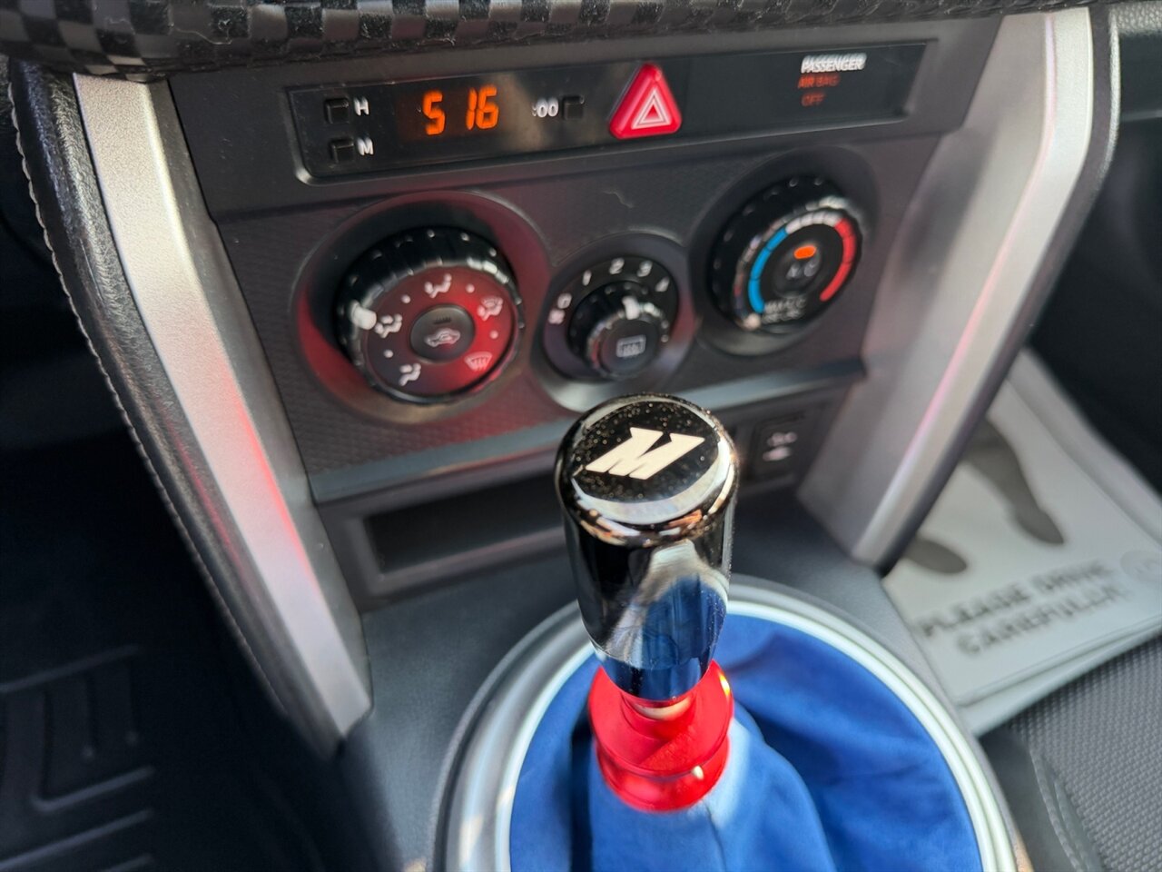 2017 Toyota 86 Base in White — thumbnail 21 of 21